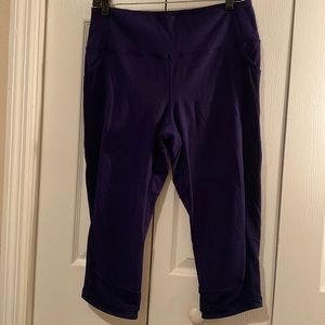 Navy blue Lululemon size 10 tights 19”
